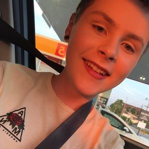 Meet your Posher, Charlie